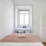 Rent a room in lisbon