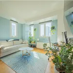 Rent 1 bedroom apartment of 53 m² in Queens