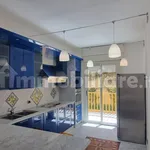 Affitto 4 camera appartamento di 150 m² in Cagliari