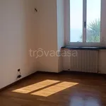 Rent 3 bedroom apartment of 105 m² in Genova