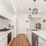 Rent 4 bedroom house in Horsham