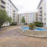 Rent 2 bedroom apartment in Berkshire