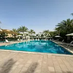 Rent 4 bedroom house of 231 m² in dubai