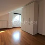 Rent 10 bedroom house of 400 m² in Arese