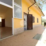 Rent 5 bedroom house of 170 m² in Fara in Sabina