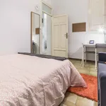 Rent 5 bedroom apartment in Valencia