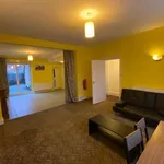 Rent 6 bedroom flat in East Midlands