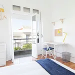 Rent 7 bedroom apartment in Lisbon