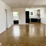 Miete 4 Schlafzimmer wohnung von 100 m² in Seiersberg-Pirka