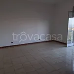 Affitto 3 camera appartamento di 110 m² in Motta Sant'Anastasia