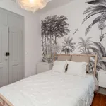 Rent a room in lisbon