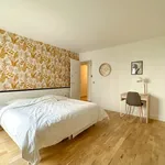 Appartement de 969 m² avec 4 chambre(s) en location à Paris