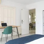 Rent 6 bedroom apartment in Alicante