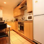 Rent 3 bedroom flat in London