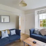 Rent 3 bedroom flat in South West England