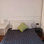 Rent a room in lisbon