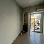 Rent 3 bedroom house of 93 m² in  Πάτρα