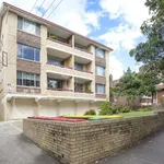 Rent 2 bedroom apartment in Summer Hill