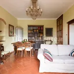 Rent 4 bedroom apartment of 120 m² in Arezzo