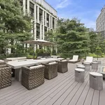 Rent 4 bedroom apartment of 292 m² in New York