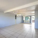 Rent 4 bedroom house of 809 m² in Moranbah