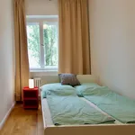 Miete 3 Schlafzimmer wohnung von 79 m² in Berlin