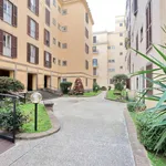 Rent 4 bedroom apartment of 170 m² in Rome