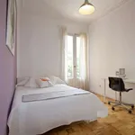 Rent a room of 140 m² in madrid