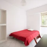 Rent a room in lisbon