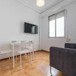 Rent a room of 75 m² in valencia