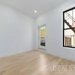 Rent 2 bedroom apartment in Brooklyn