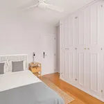 Rent 5 bedroom apartment in Madrid