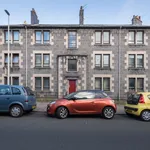 Rent 4 bedroom flat of 753 m² in Aberdeen City