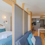 Rent 1 bedroom apartment of 46 m² in Porto