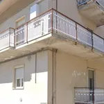 Affitto 3 camera appartamento di 90 m² in Chieti