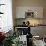 Rent 1 bedroom apartment of 33 m² in Stuttgart