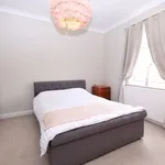 Rent 3 bedroom house in Salford