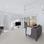 Rent 4 bedroom house in Cranbourne East