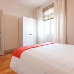 Rent 5 bedroom apartment in Porto