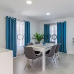 Rent 2 bedroom house in Sesimbra