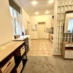 Pronajměte si 3 ložnic/e byt o rozloze 116 m² v Prague