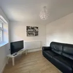 Rent 4 bedroom flat in Leicester