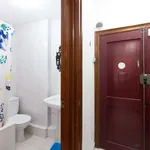 Rent 2 bedroom apartment of 60 m² in barcelona