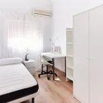 Alquilar 5 dormitorio apartamento en Seville