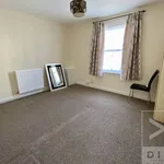 Rent 2 bedroom flat in Mole Valley