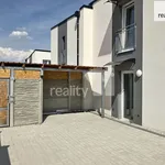 Pronajměte si 3 ložnic/e byt o rozloze 71 m² v Vochov