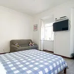 Rent a room in lisbon