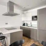 Rent 1 bedroom flat of 53 m² in london