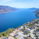 Maison de 839 m² avec 2 chambre(s) en location à Kelowna