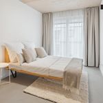 Miete 4 Schlafzimmer wohnung von 12 m² in Berlin